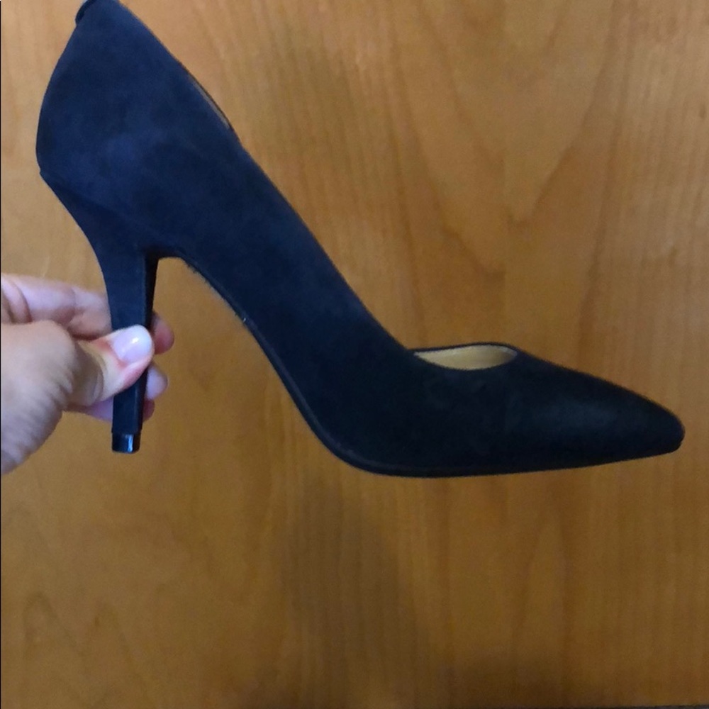 NWT MICHAEL KORS NAVY PUMP